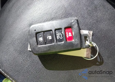 2013 Toyota Rav4 Limited из США, поврежденный, VIN 2T3DFREV1DW091970